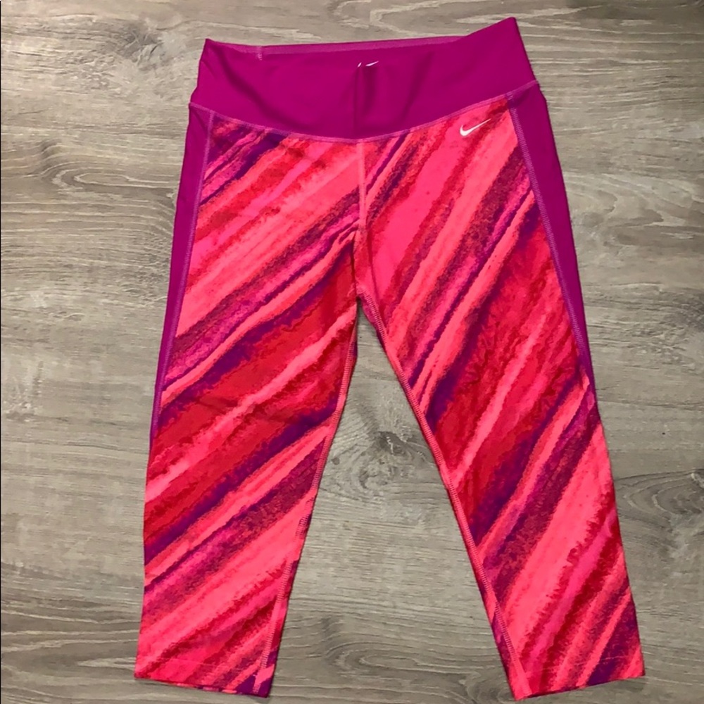 Nike athletic capris